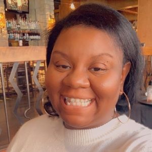 Meet your Posher, Arielle